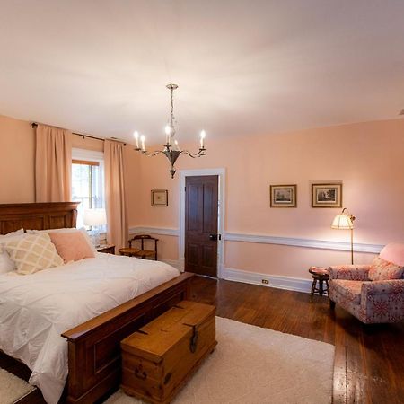 Thomas Rose Inn Lewisburg Bagian luar foto