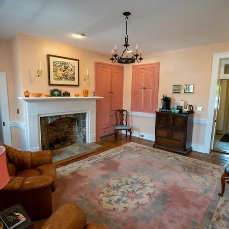 Thomas Rose Inn Lewisburg Bagian luar foto
