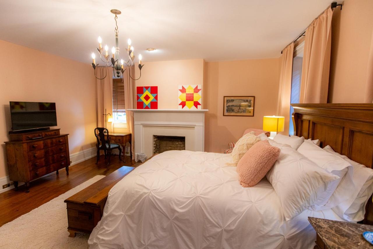 Thomas Rose Inn Lewisburg Bagian luar foto